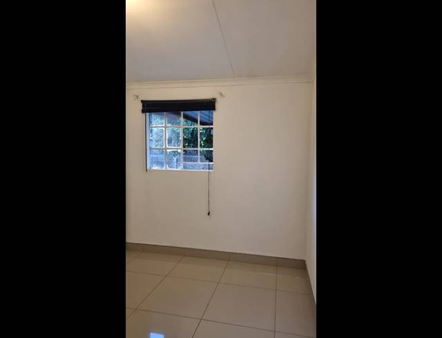 3 BEDROOM FREEHOLD FOR SALE IN FERNWOOD